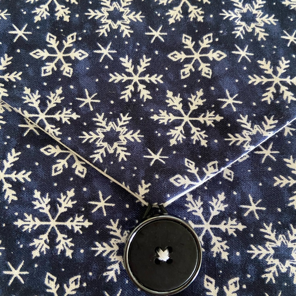 CUTE SNOWFLAKE PATTERN ENVELOPE POUCH - Picture 2 of 6